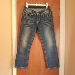 BKE Woman capri pants. Size 27.